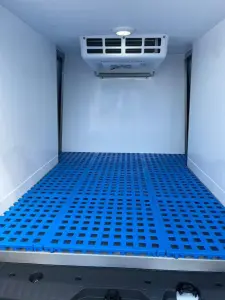 Fahrzeugumbau Renault Kangoo E-Tech Kühlfahrzeug Kühlraum