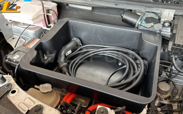 Dacia-Spring-Frunk-002